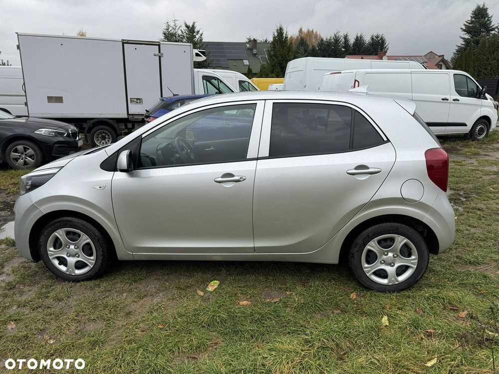 Kia Picanto - 8