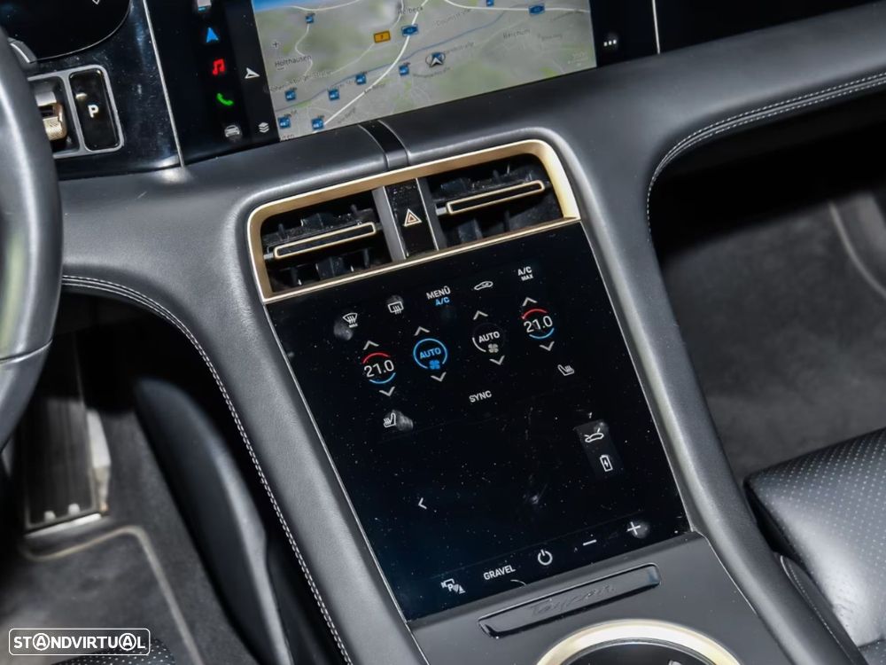 Porsche Taycan Cross Turismo - 15