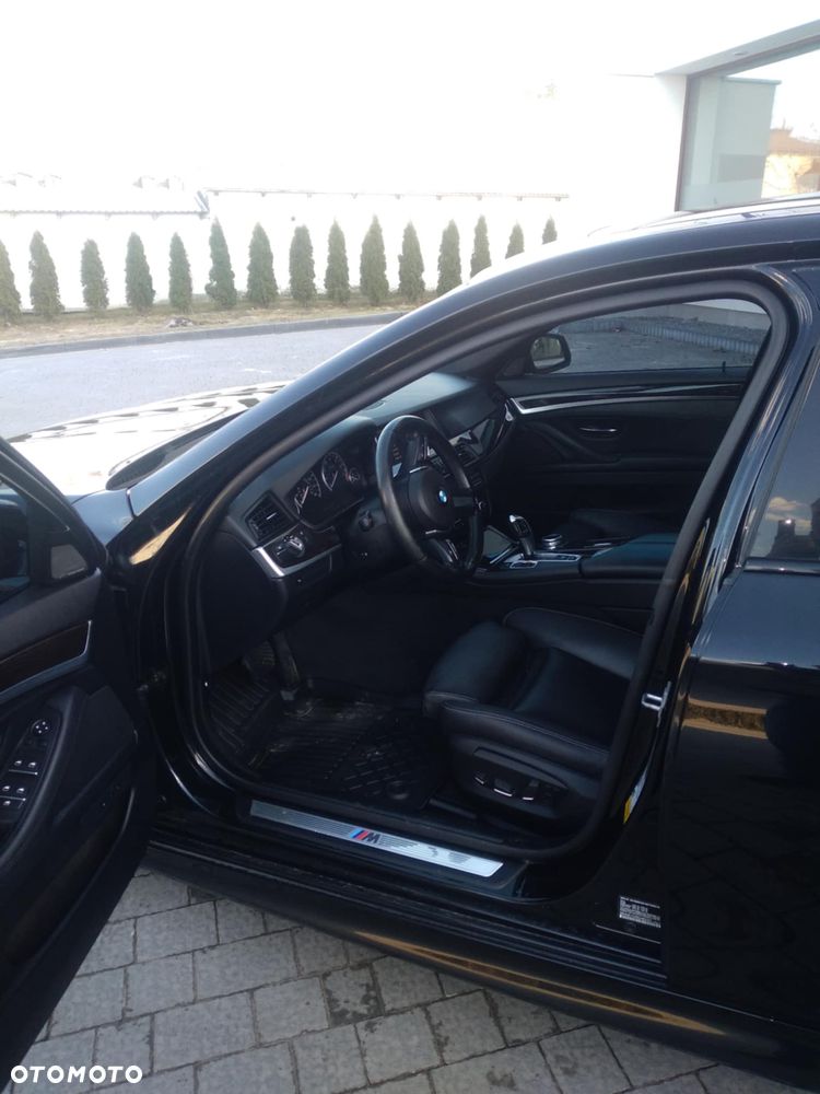 BMW Seria 5 535i - 10
