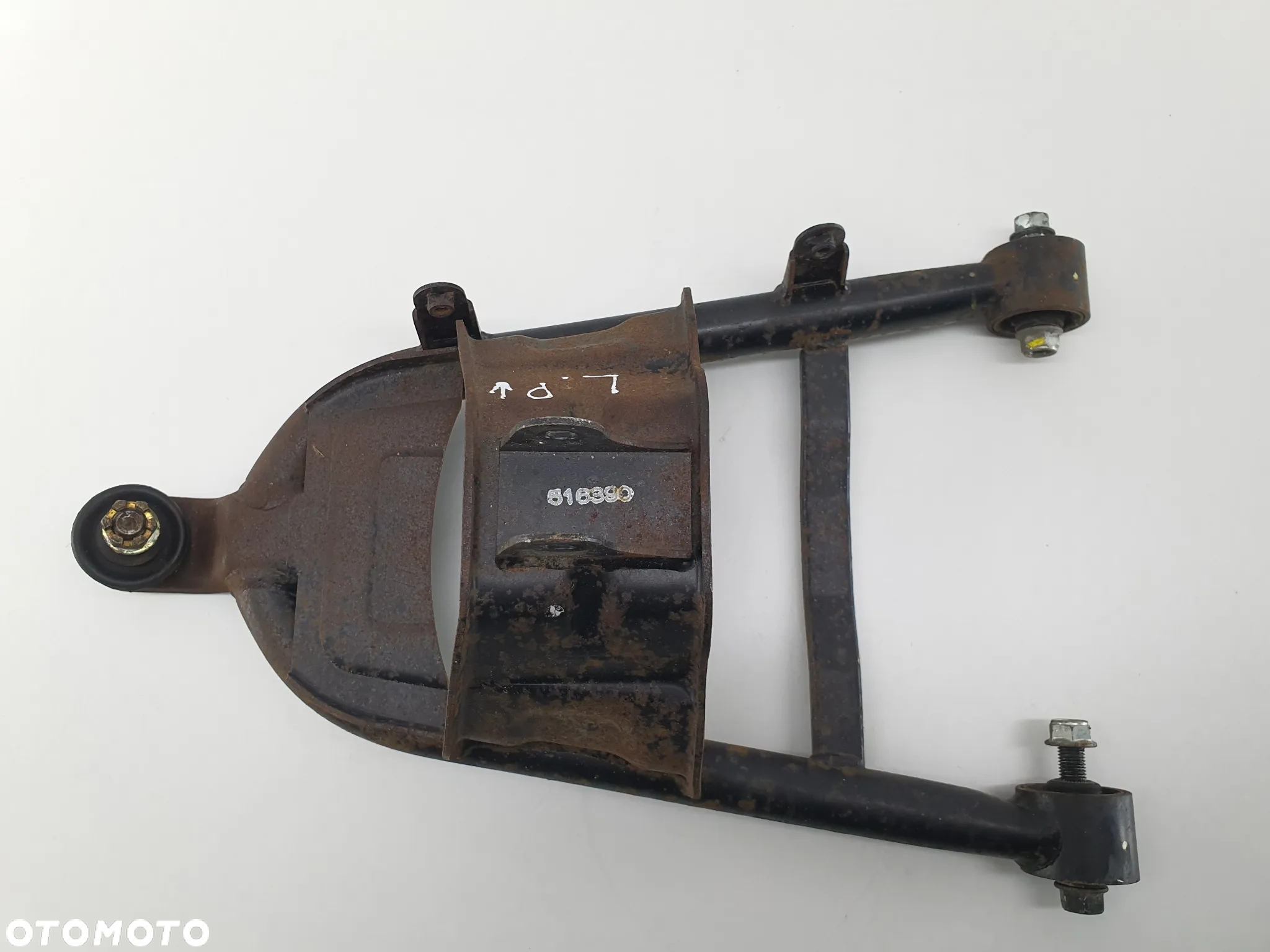 WAHACZ LEWY PRZOD DOLNY SWORZEN  TGB BLADE 550 - 8