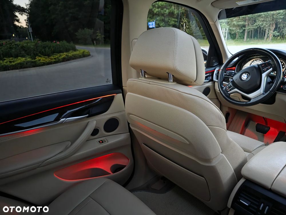 BMW X5 3.5i xDrive - 14