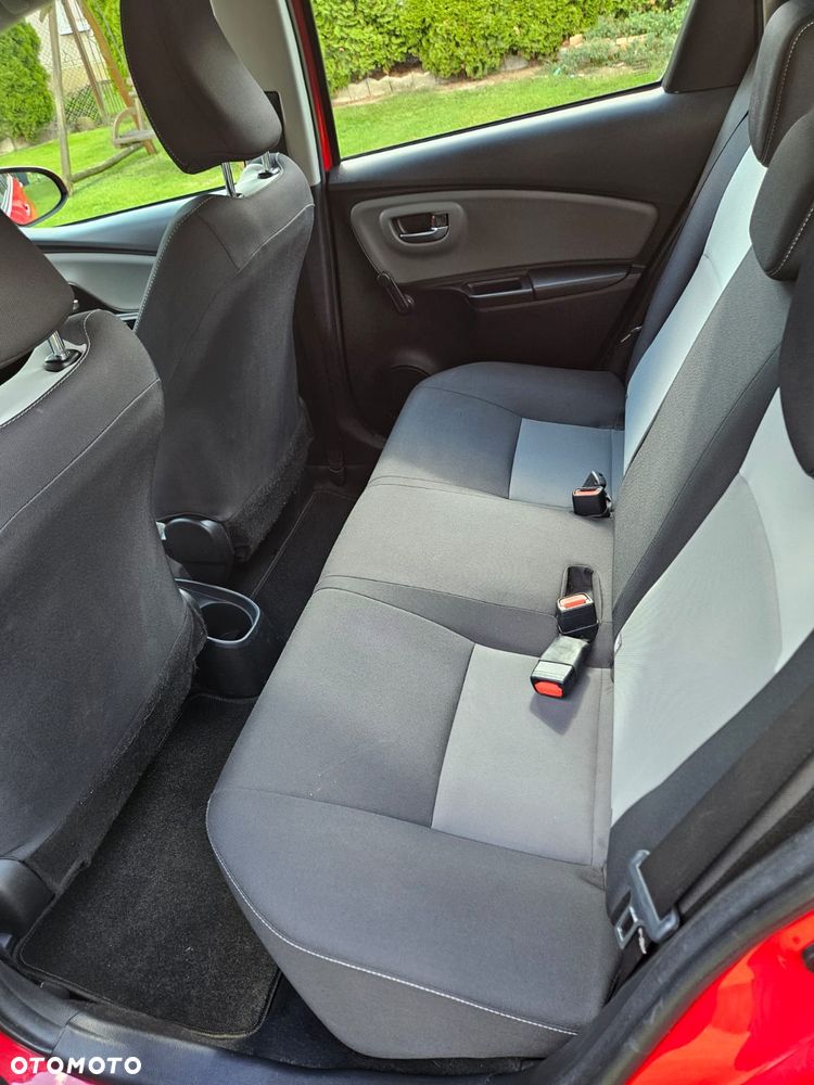 Toyota Yaris 1.0 VVT-i - 28