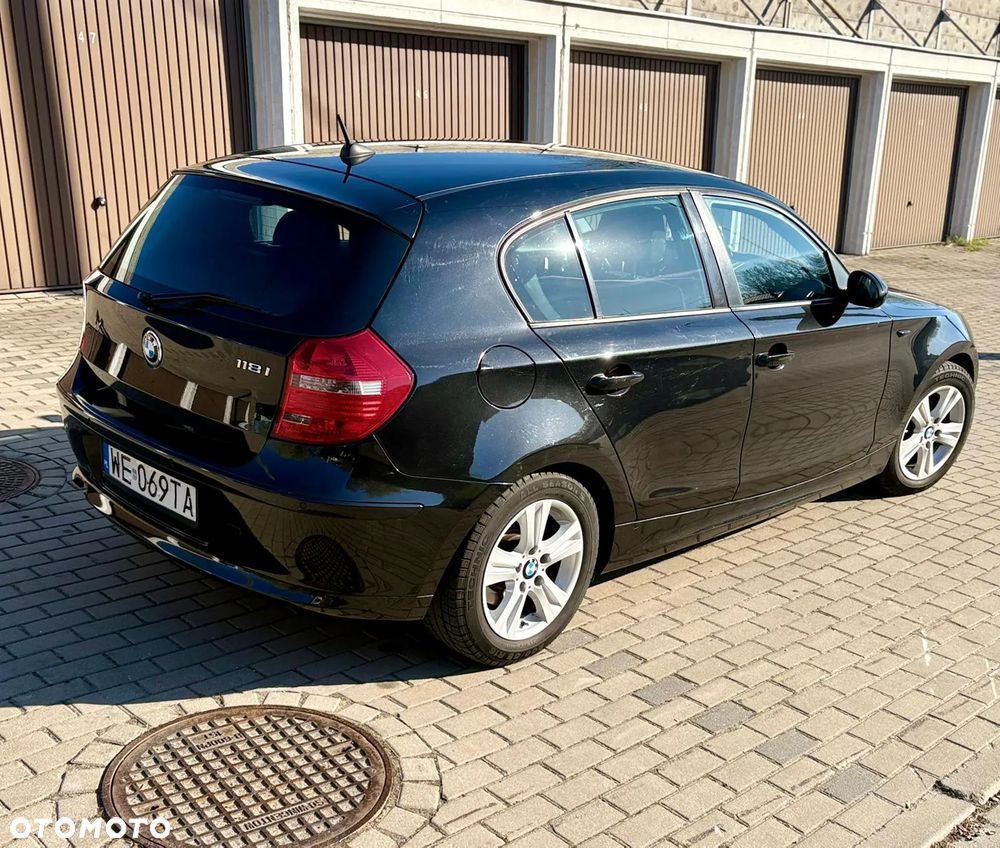 BMW Seria 1 118i - 6