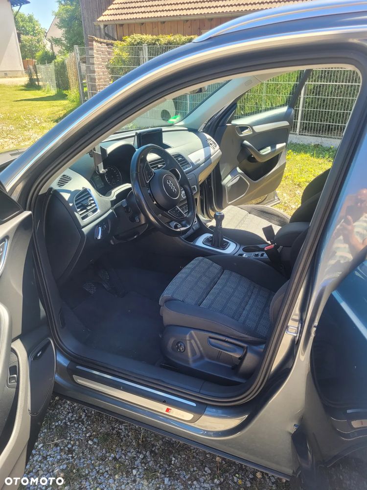 Audi Q3 2.0 TDI Quattro Sport - 11