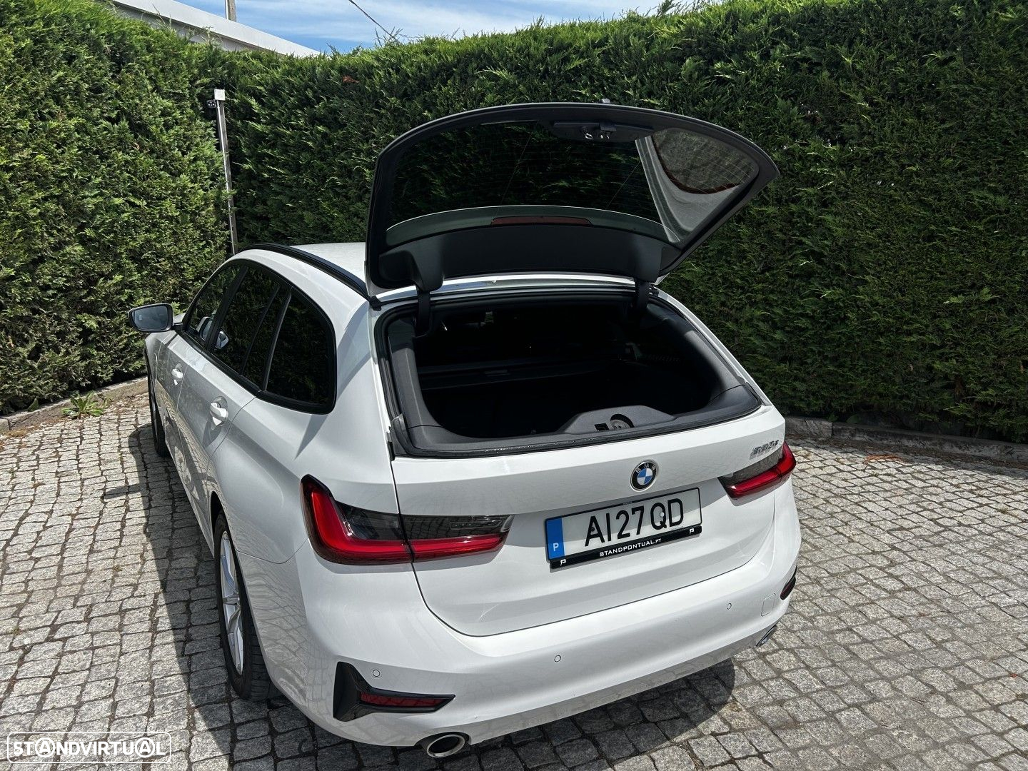 BMW 320 e Touring Line Luxury Auto - 9