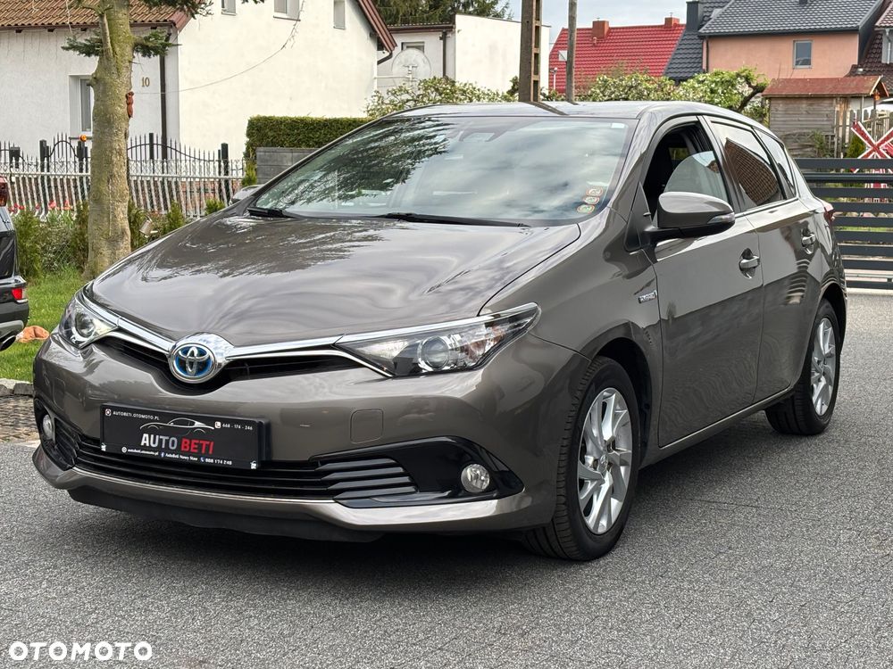 Toyota Auris 1.8 HSD Prestige NAVI - 31