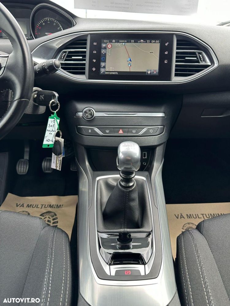 Peugeot 308 - 12