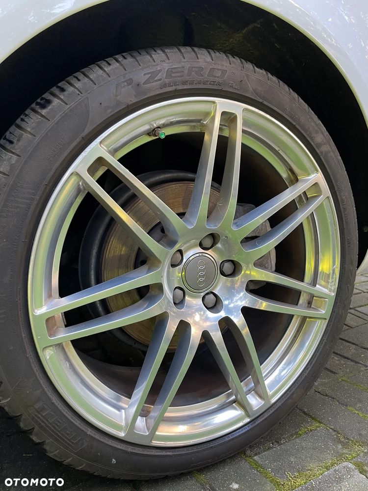 Audi A8 4.2 FSI L Quattro - 29