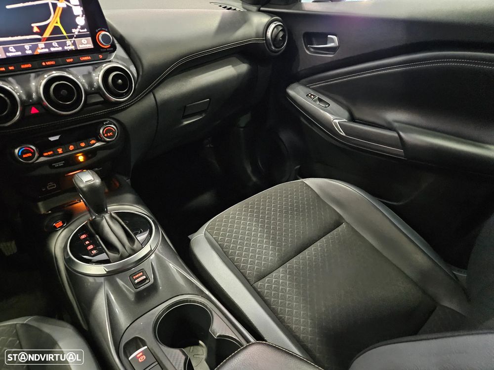 Nissan Juke 1.0 DIG-T N-Connecta NAV. DCT - 10