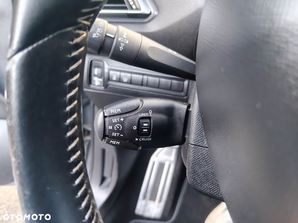 Peugeot 308 PureTech 130 Stop & Start Style - 33