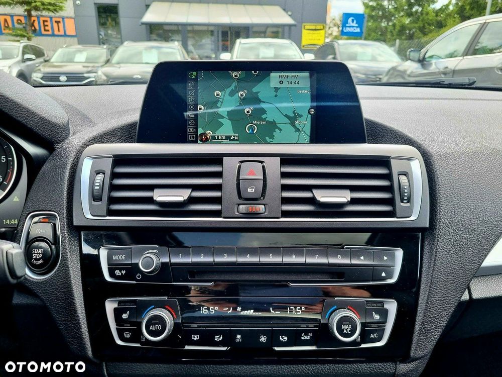BMW Seria 1 118d Sport Line - 22