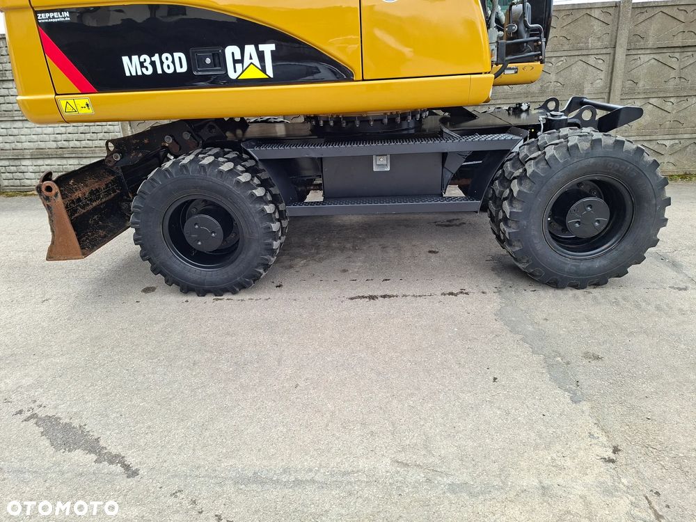 Caterpillar CAT M 318 D - 27