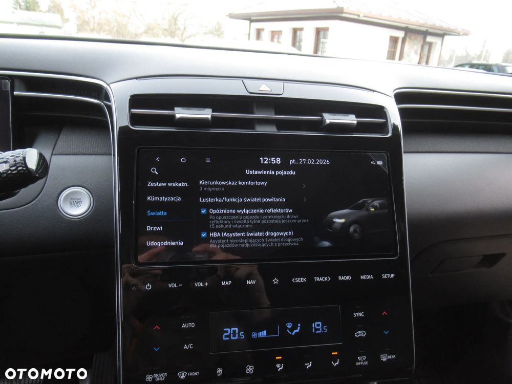 Hyundai Tucson 1.6 T-GDi HEV Executive 2WD - 25