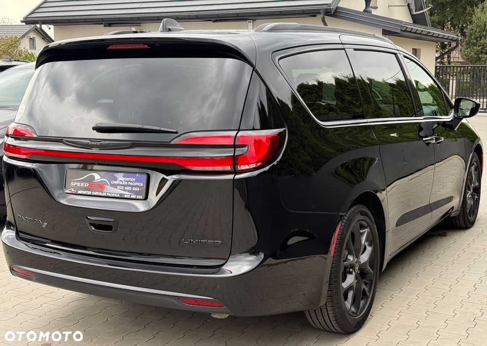 Chrysler Pacifica - 9