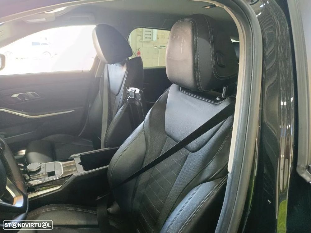 BMW 320 d Touring Auto - 5