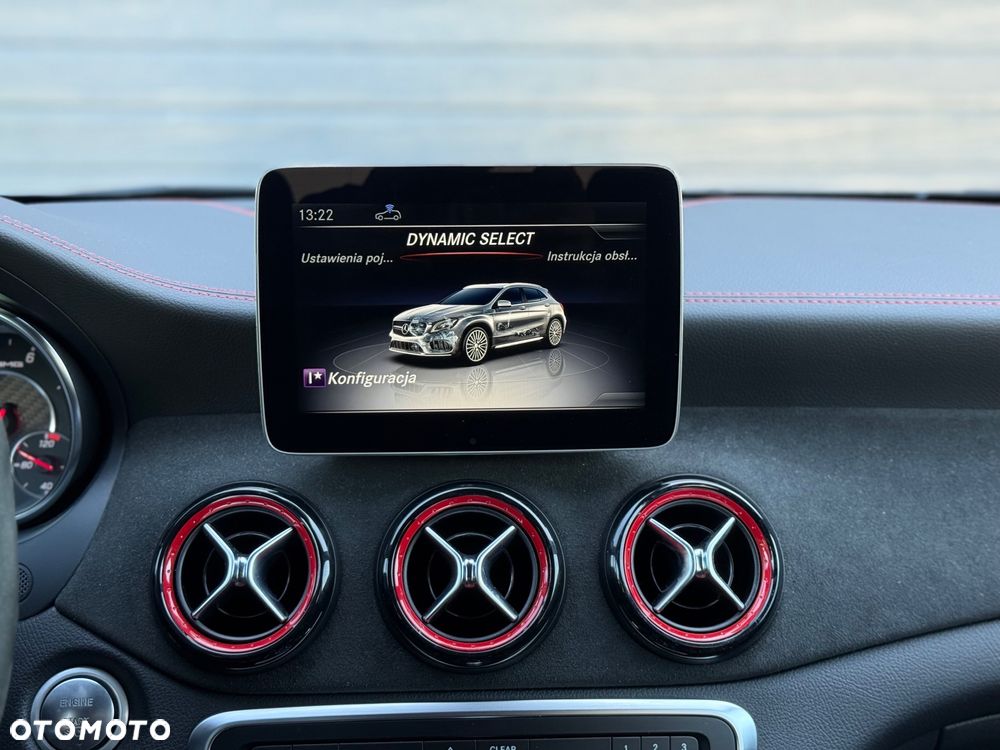 Mercedes-Benz GLA AMG 45 4-Matic - 31