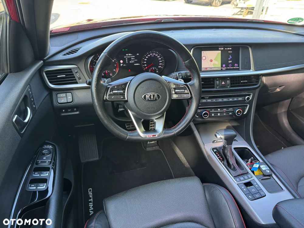 Kia Optima - 26