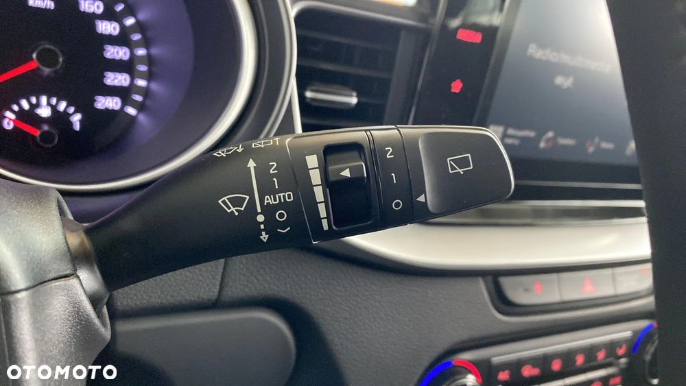 Kia XCeed 1.5 T-GDI M DCT - 17