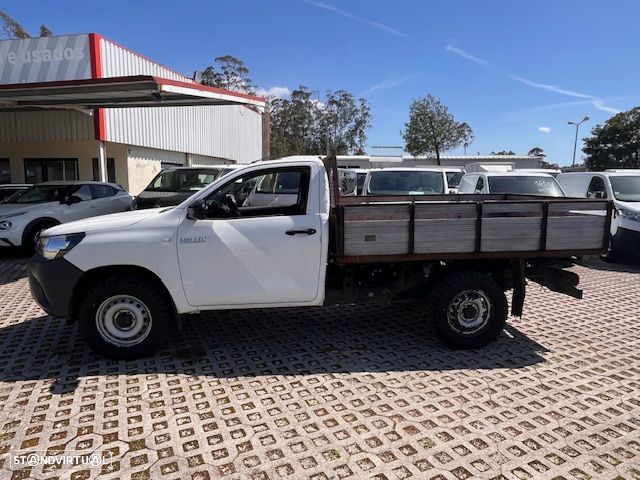 Toyota HILUX 150cv CAB/SIMPLES 4X2 - 6