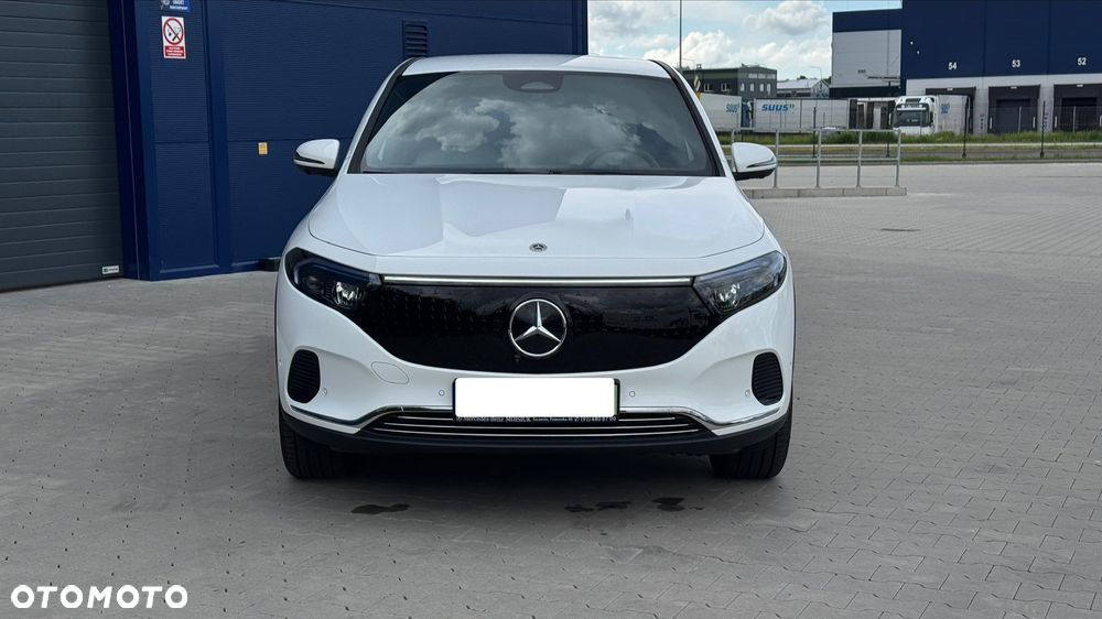 Mercedes-Benz EQA - 4