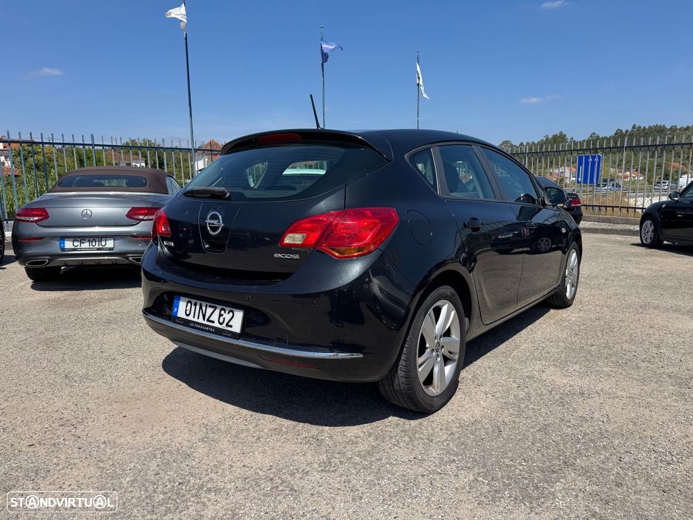 Opel Astra 1.3 CDTi Executive - 4