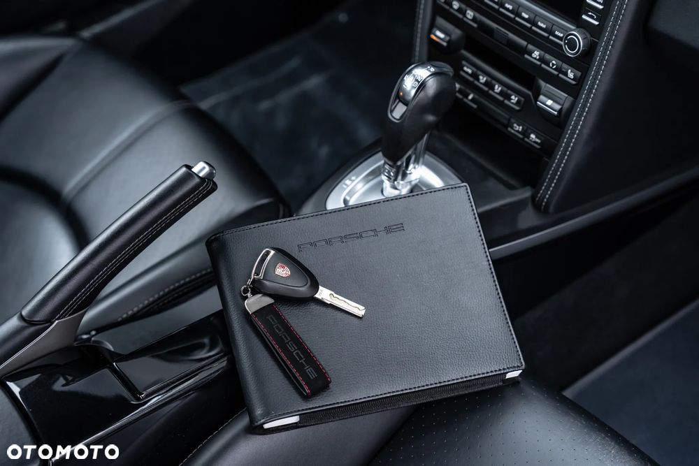 Porsche 911 Carrera PDK - 40