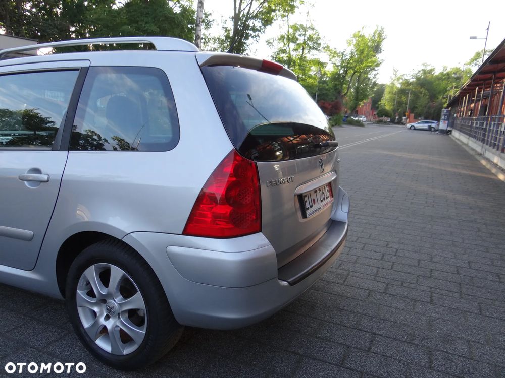 Peugeot 307 SW 110 OXYGO - 16