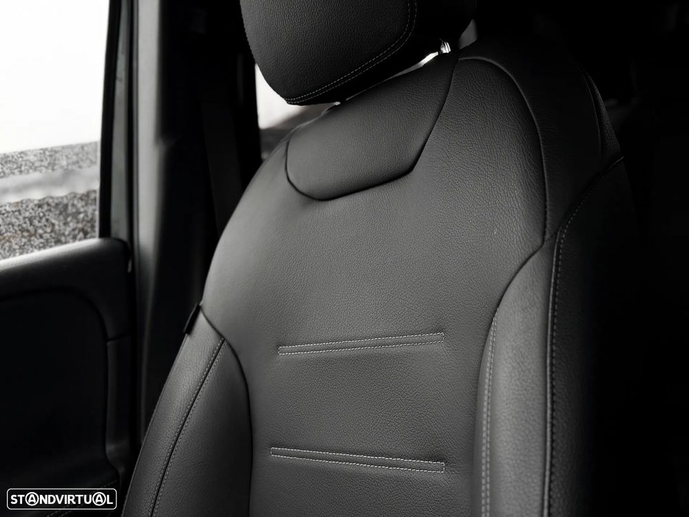 Mercedes-Benz EQA 250 AMG Line - 13