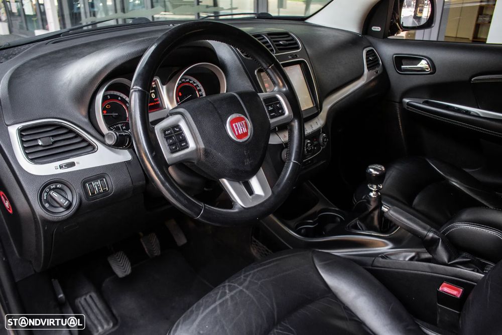 Fiat Freemont 2.0 M-Jet - 19