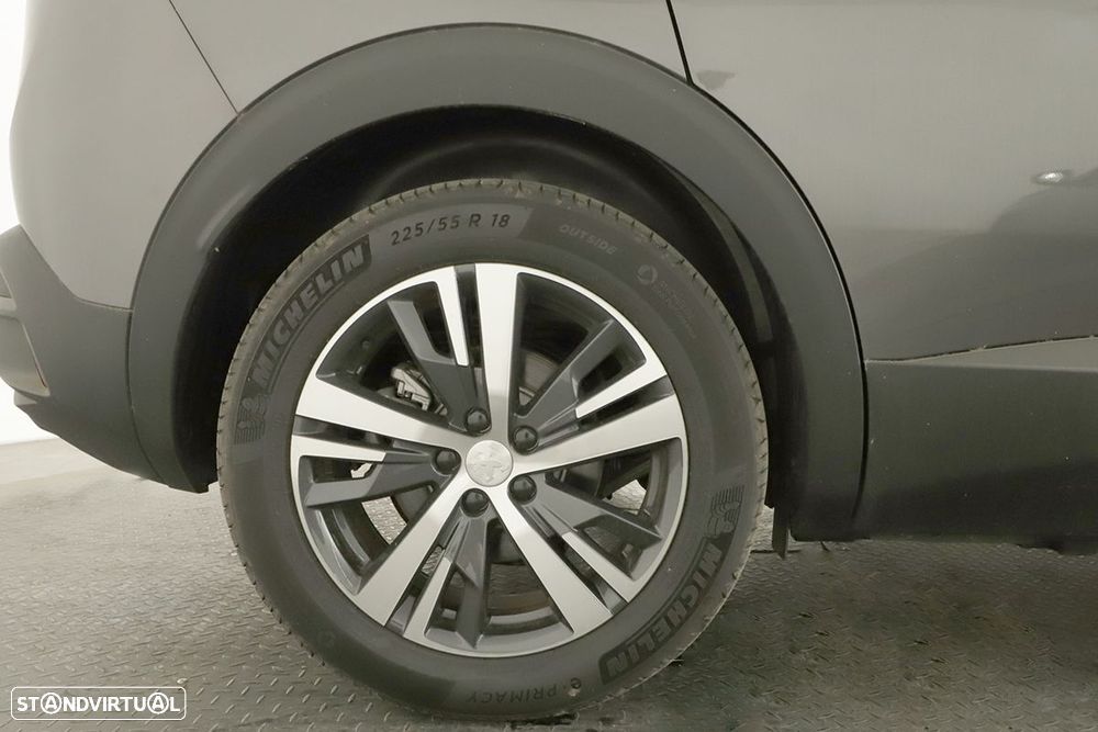 Peugeot 3008 1.6 Hybrid Allure e-EAT8 - 5