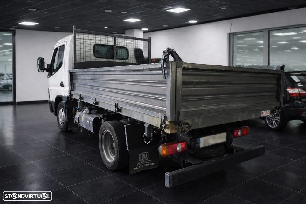 Mitsubishi FUSO 3S13 - 2