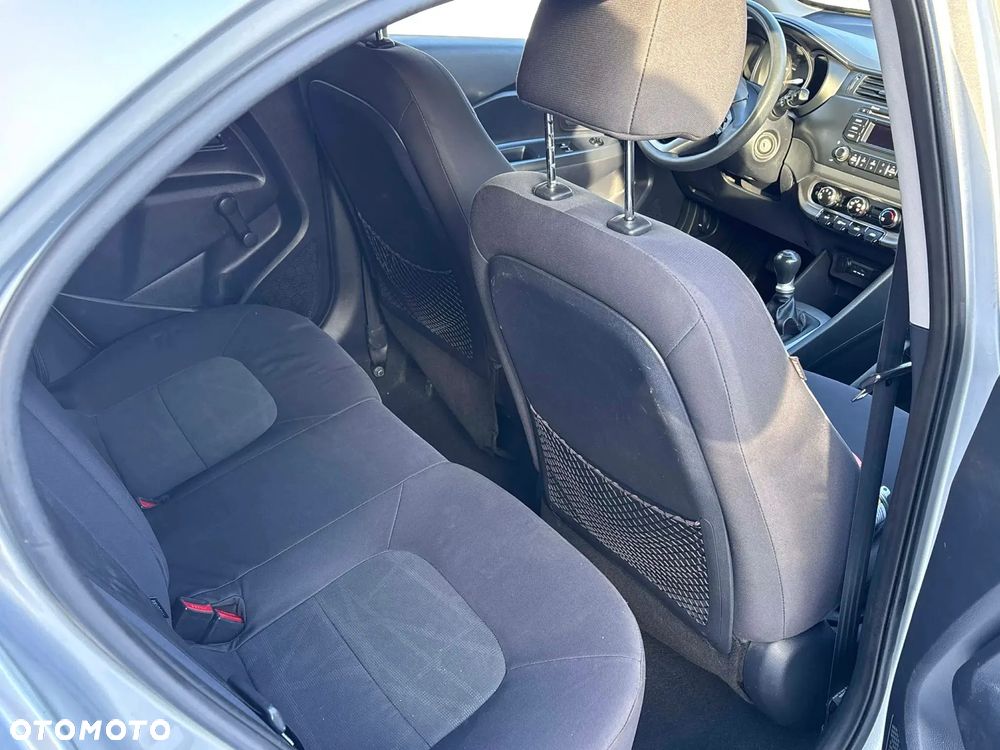 Kia Rio 1.2 Dream-Team Edition - 14