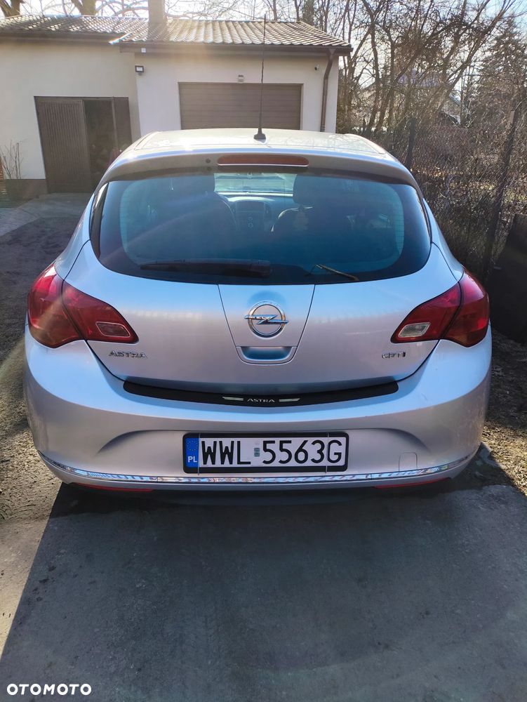 Opel Astra 1.6 CDTI Enjoy - 4