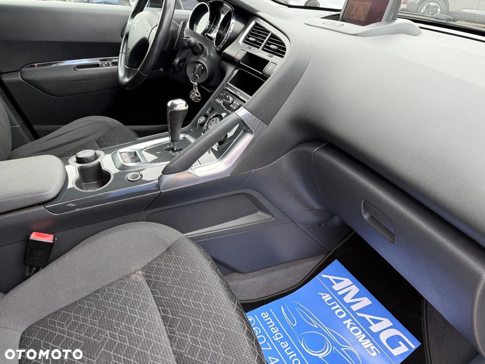 Peugeot 3008 - 16