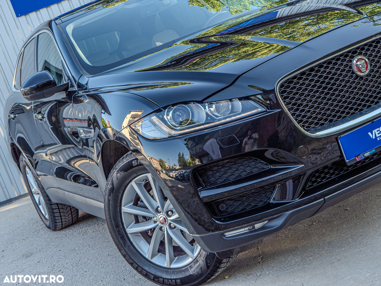 Jaguar F-Pace 20d AWD Aut. Prestige - 12