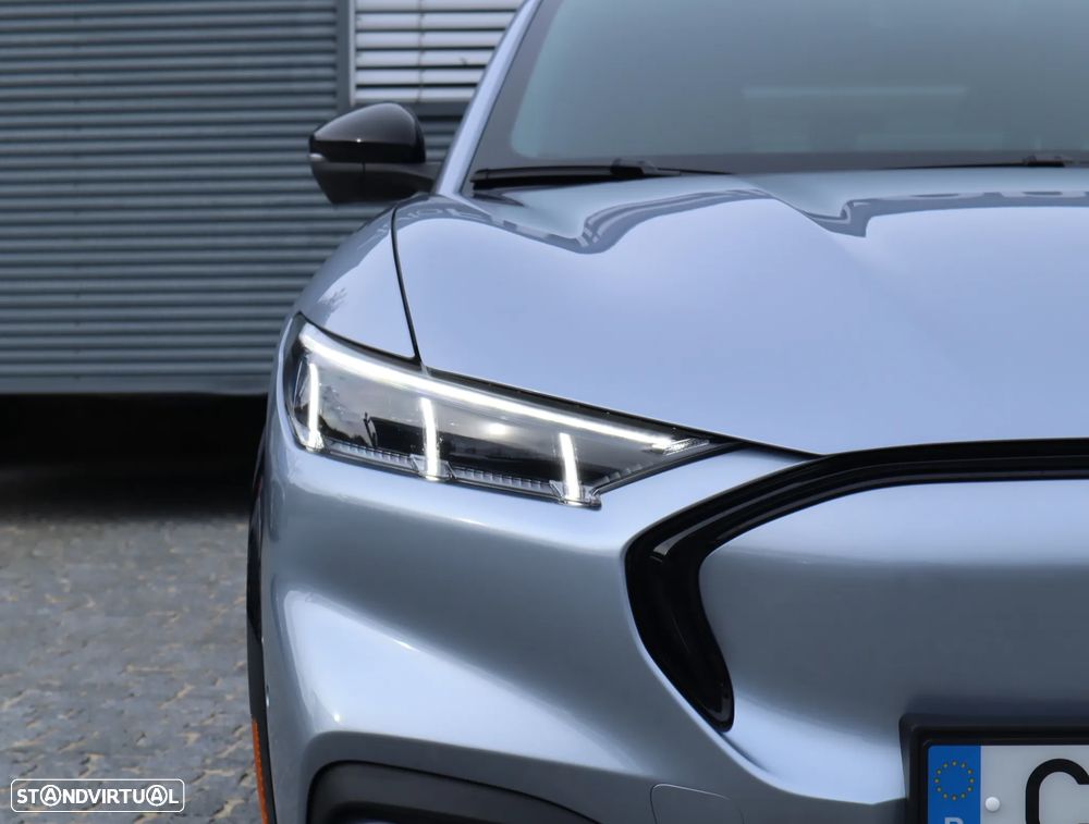 Ford Mustang Mach-E 75.7 kWh Premium AWD - 8