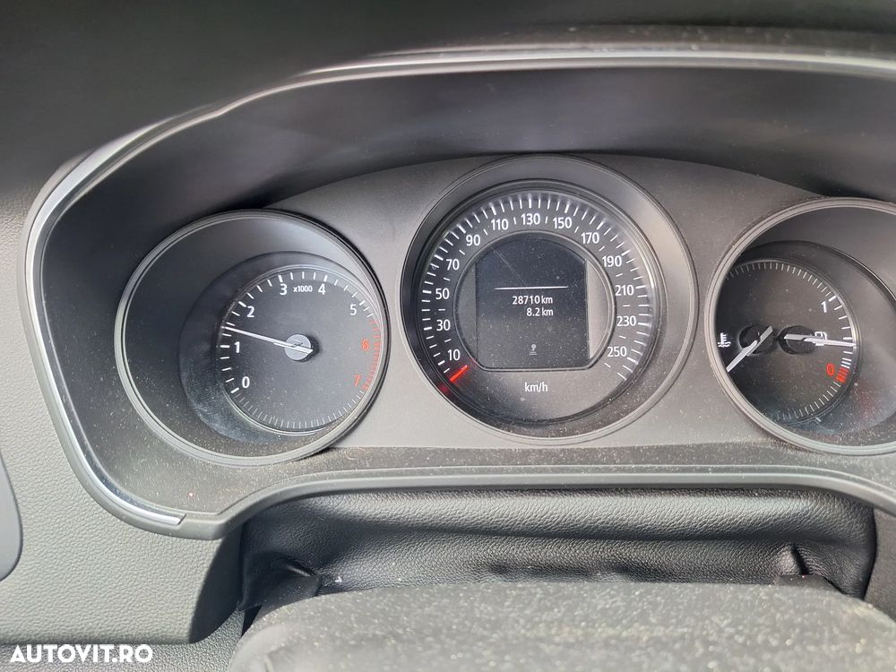 Renault Megane - 8