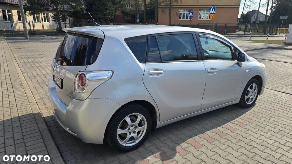 Toyota Verso 1.8 Sol 7os - 8
