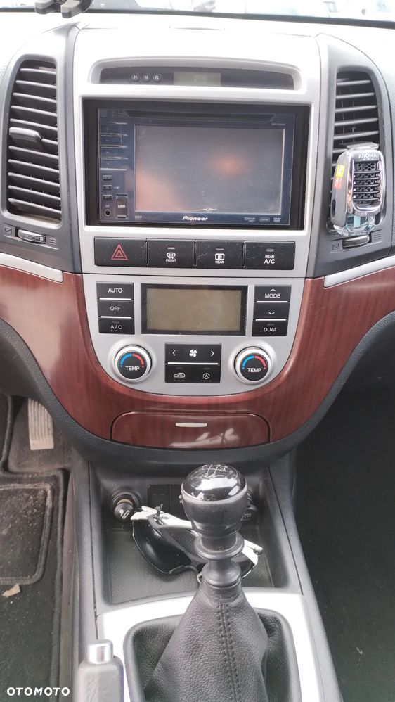 Hyundai Santa Fe 2.2 CRDi Executive - 10