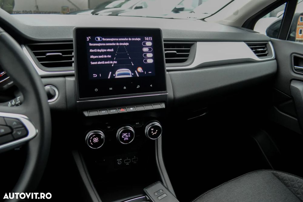 Renault Captur E-TECH Full 145 EVOLUTION - 9