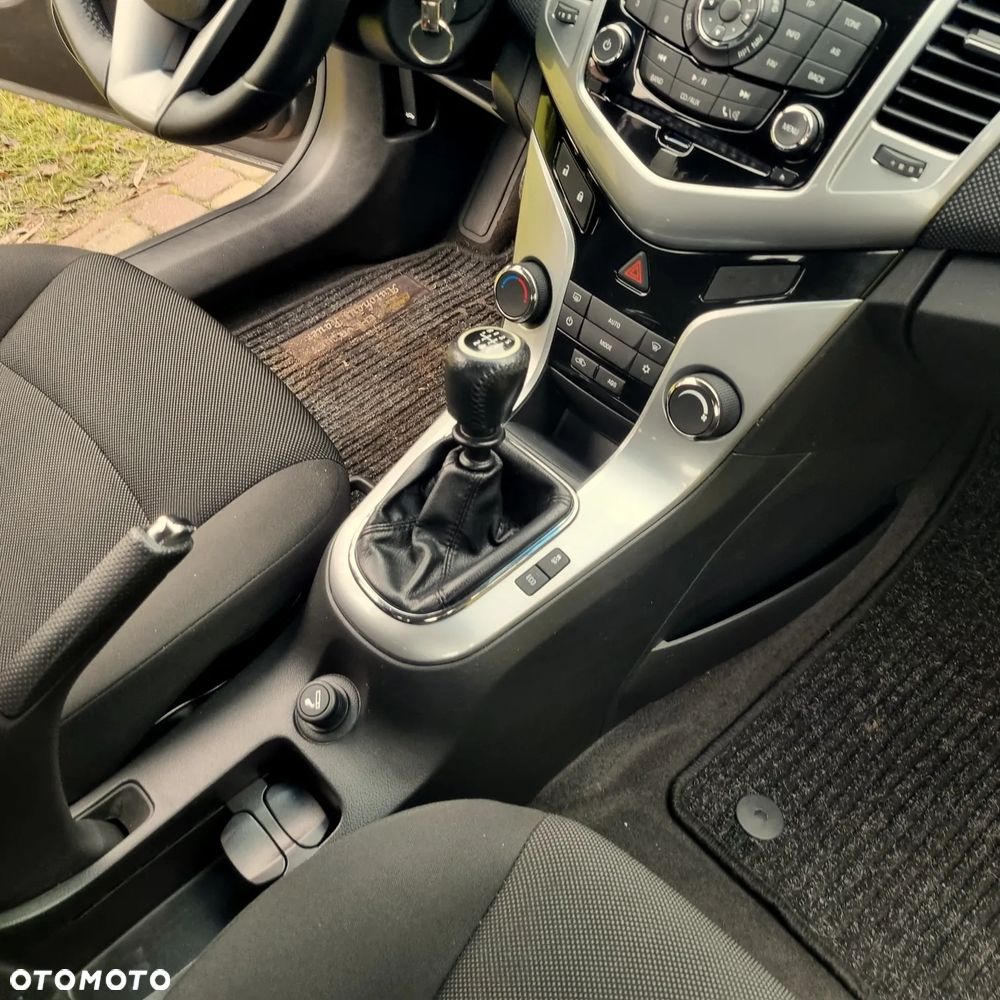 Chevrolet Cruze 1.7 D LT+ Premium - 15
