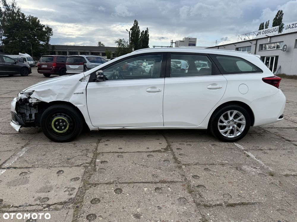 Toyota Auris 1.8 HSD Luna - 7
