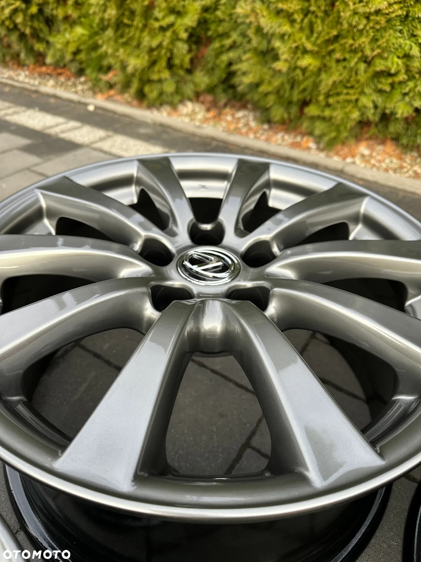 FELGI ALUMINIOWE Lexus Toyota r17 kola alufelgi 5x114.3 GRAFIT ET45 8JX17H2 - 10