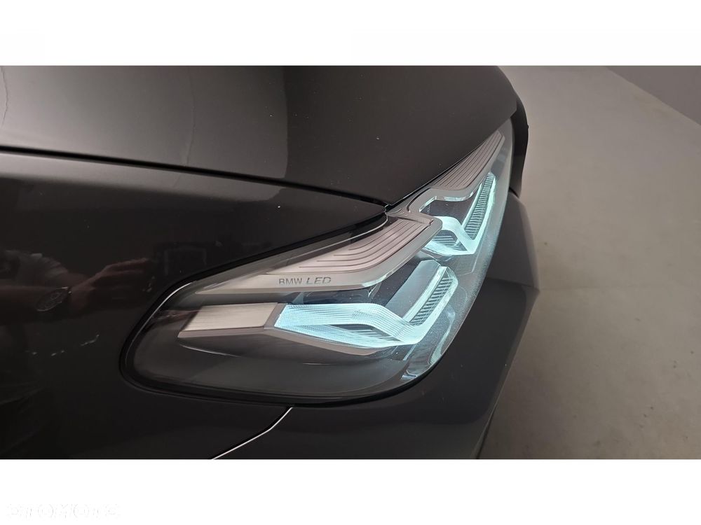 BMW Seria 5 530d xDrive mHEV M Sport sport - 26