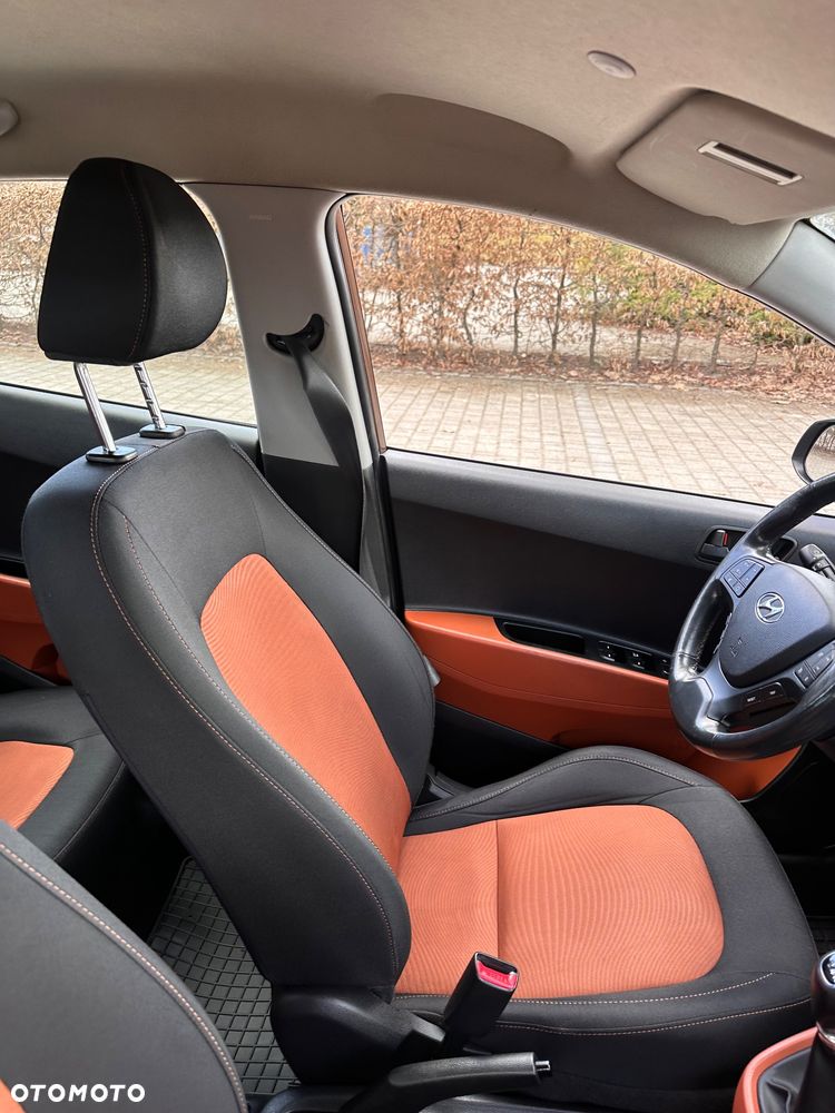 Hyundai i10 1.2 Passion - 26