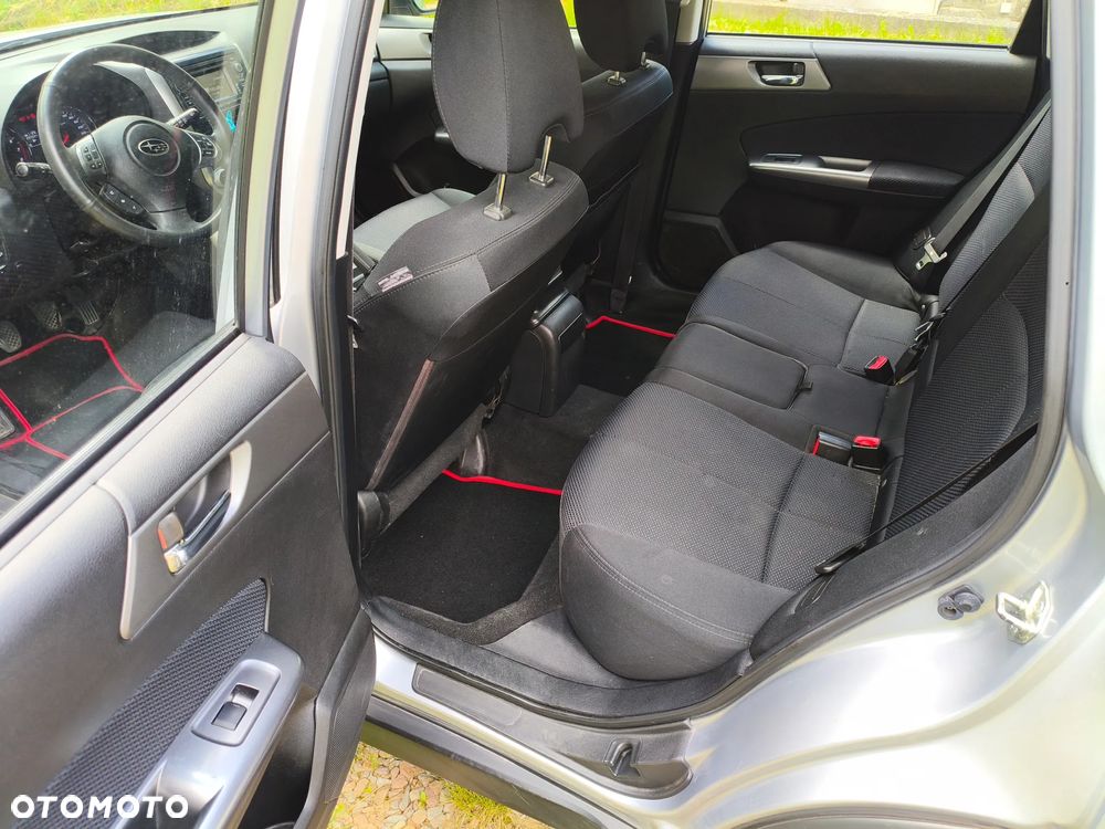 Subaru Forester 2.0i Exclusive - 7