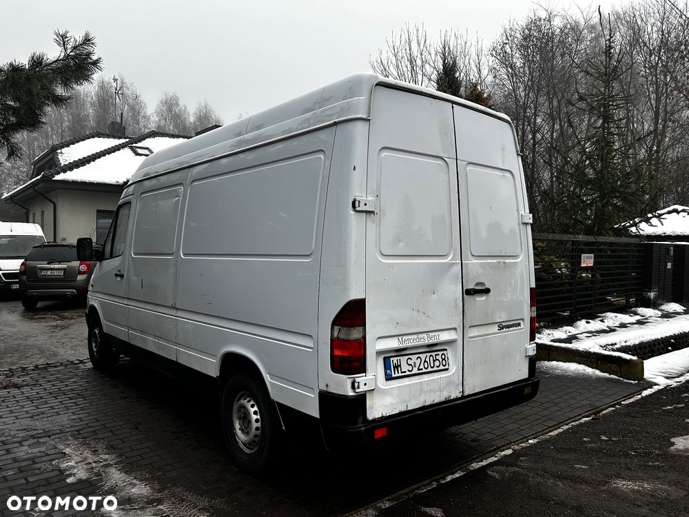 Mercedes-Benz Sprinter - 6