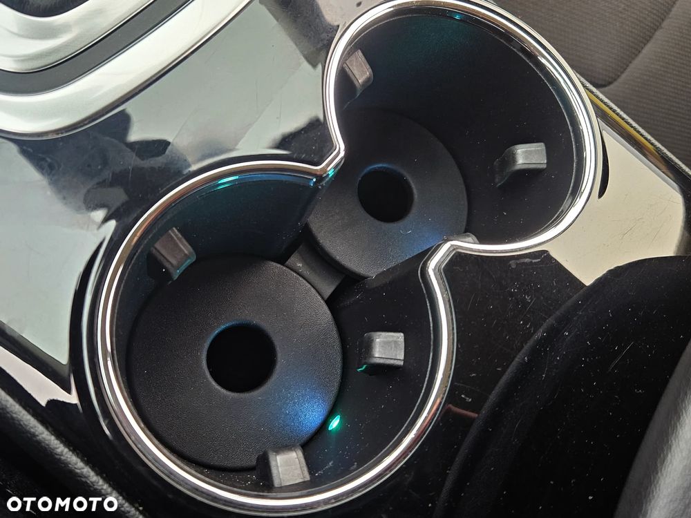 Ford S-Max ver-2-0-tdci-bi--turbo-titanium-powershift - 38