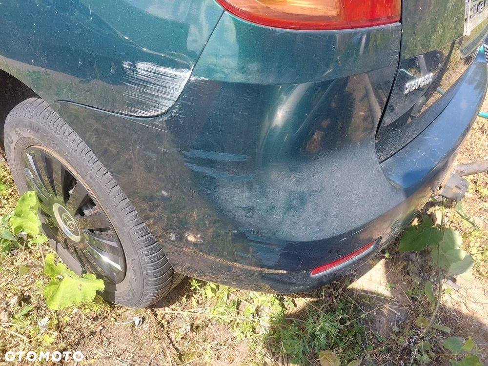 KOMPLETNY TYŁ KLAPA BAGAŻNIKA ZDERZAK LAMPY TOYOTA COROLLA VERSO I 6R4 - 4