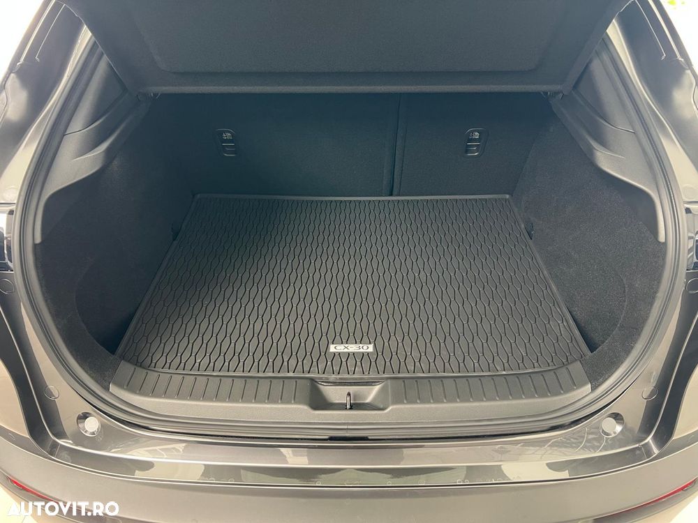 Mazda CX-30 e-SKYACTIV X186 AT MHEV Homura - 17